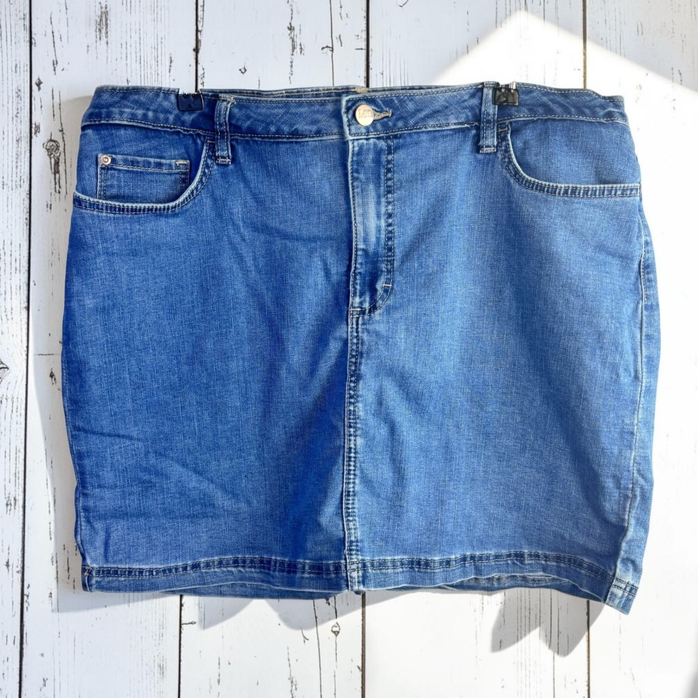 Minimalist Classic Denim Mini Skort Skirt 20 Lee Blue Cotton Pencil Timeless